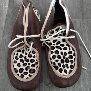 Brown leopard women’s shoes size 6.5/7 Italian